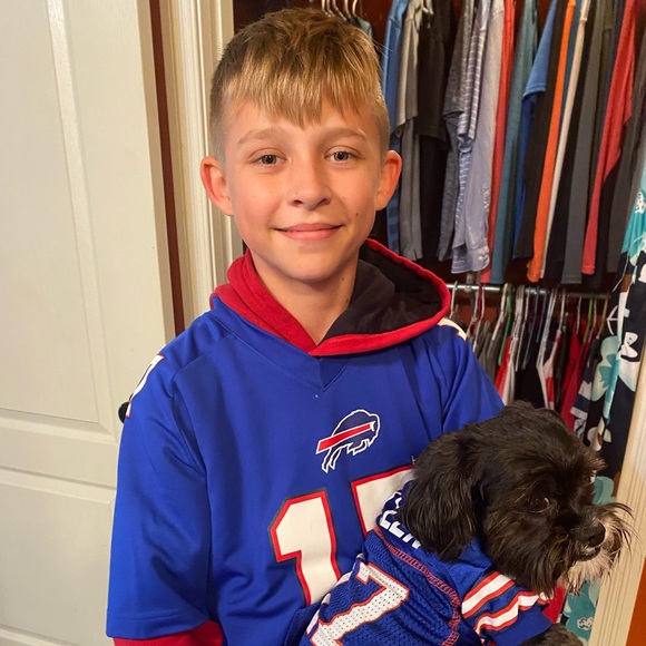 Meet your Posher, Casey - Picture 3 of 4